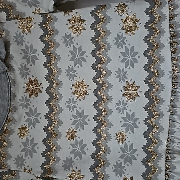 GYMBOREE Toddler Girl's Shimmer Snowflake Top w/ Matching OLD NAVY Leggings - Picture 4 of 15